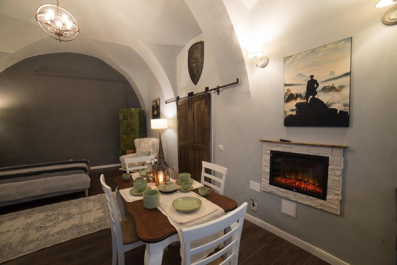 Ultra Central Medieval Apartment クルージュ＝ナポカ エクステリア 写真