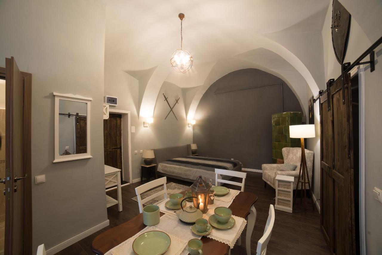 Ultra Central Medieval Apartment クルージュ＝ナポカ エクステリア 写真